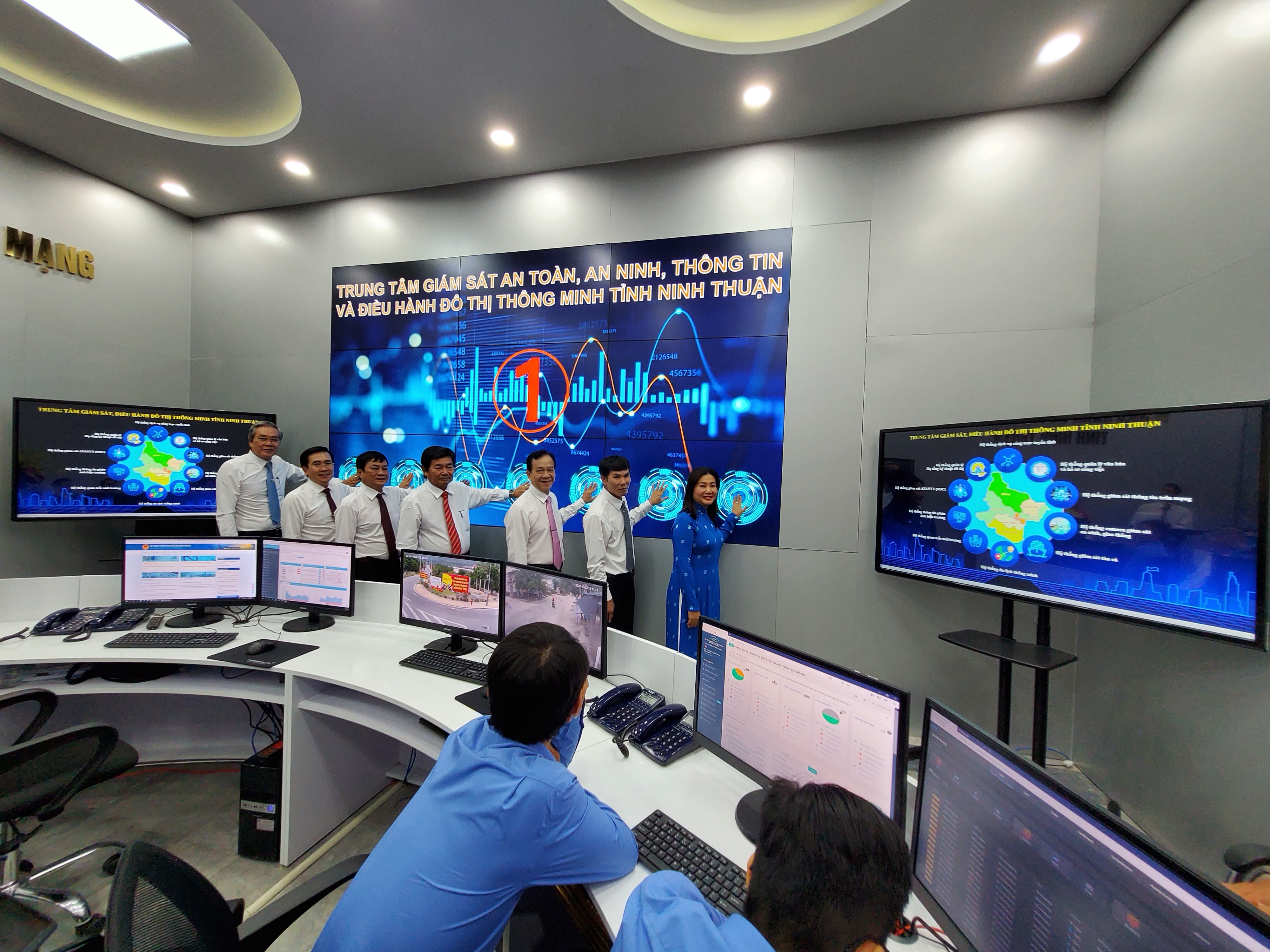 Khai trương Trung tâm điều hành thông minh tỉnh Ninh Thuận 